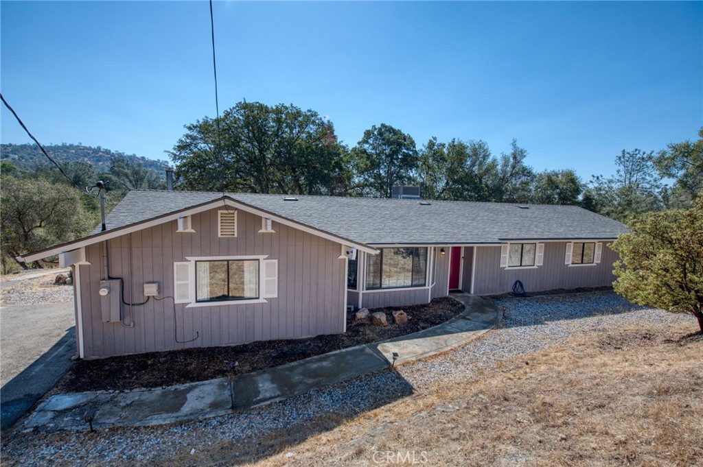 29703 S Corral Ct, Coarsegold, CA 93614