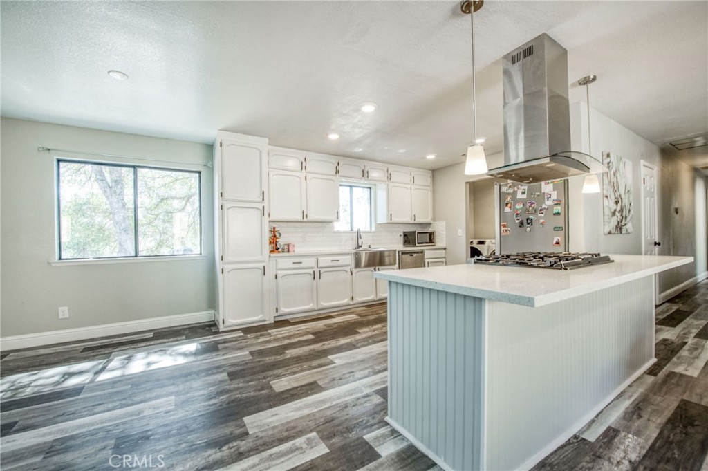 29703 S Corral Ct, Coarsegold, CA 93614