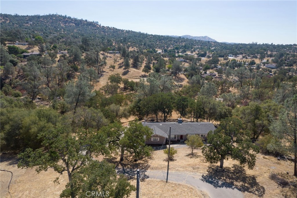 29703 S Corral Ct, Coarsegold, CA 93614
