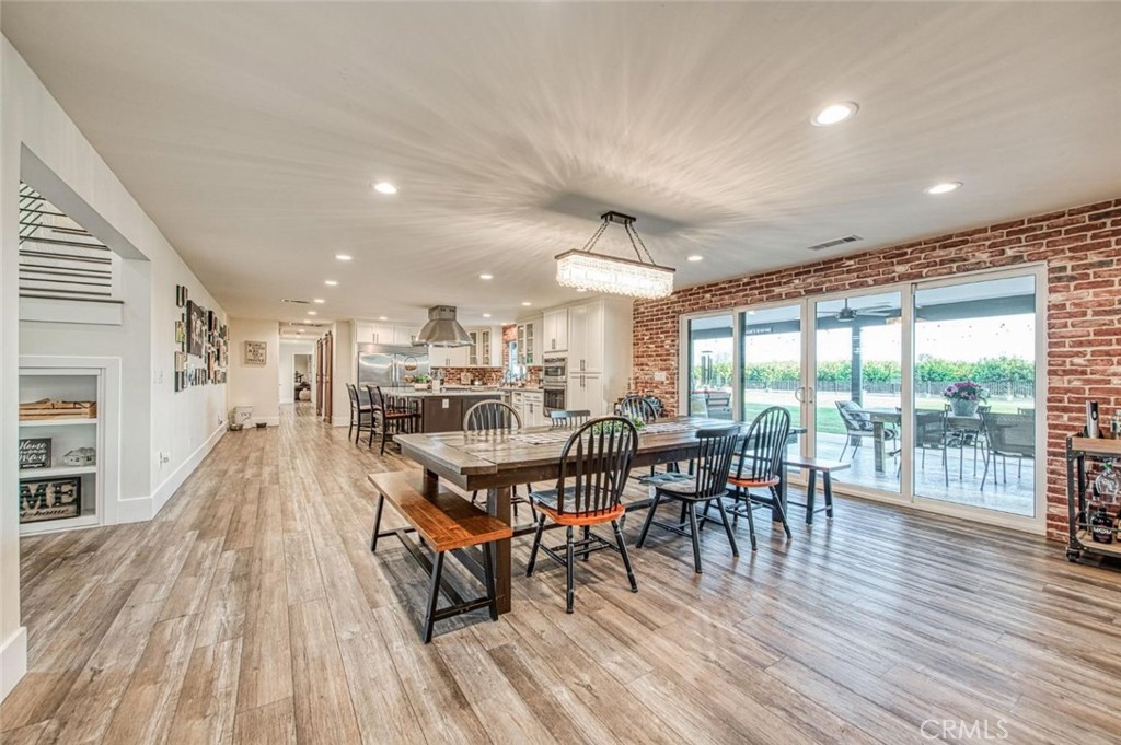 11735 E Santa Ana, Clovis, CA 93619