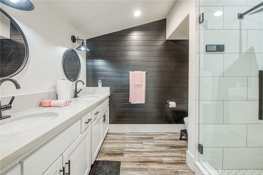 11735 E Santa Ana, Clovis, CA 93619