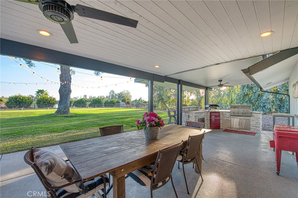 11735 E Santa Ana, Clovis, CA 93619