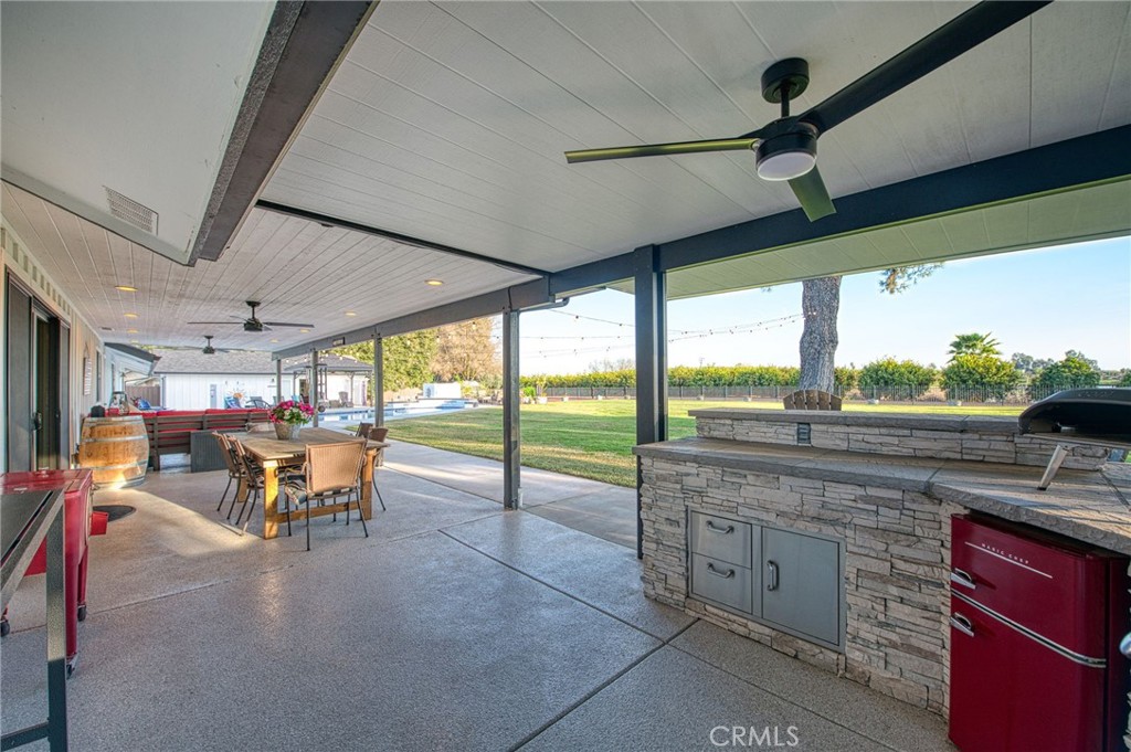 11735 E Santa Ana, Clovis, CA 93619