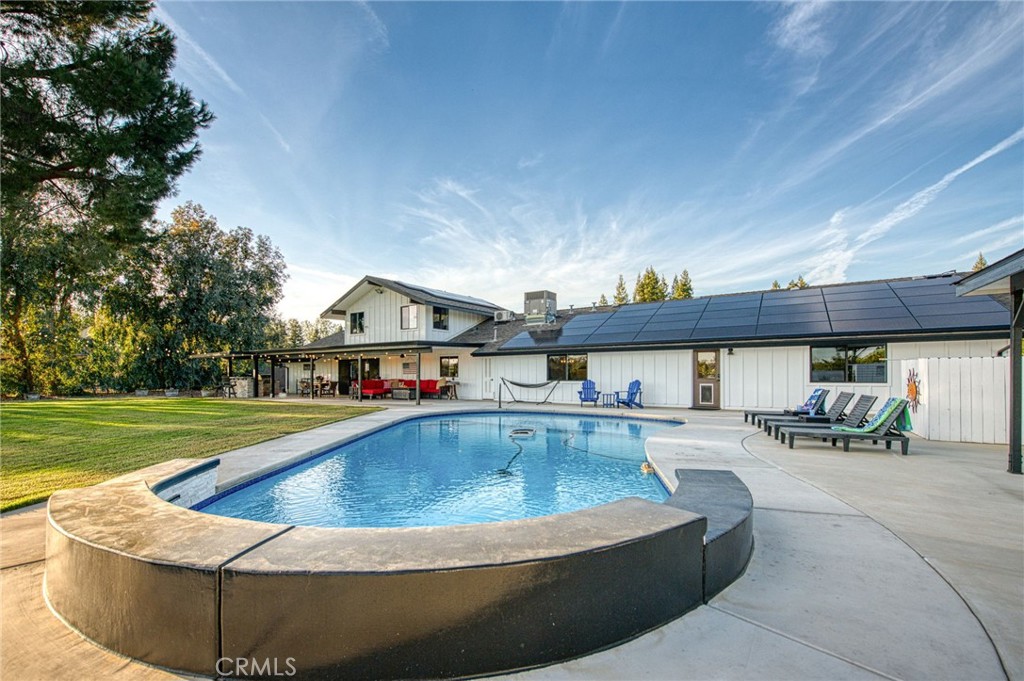 11735 E Santa Ana, Clovis, CA 93619