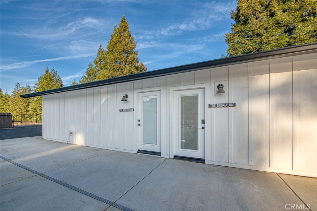 11735 E Santa Ana, Clovis, CA 93619