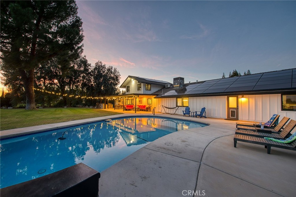 11735 E Santa Ana, Clovis, CA 93619