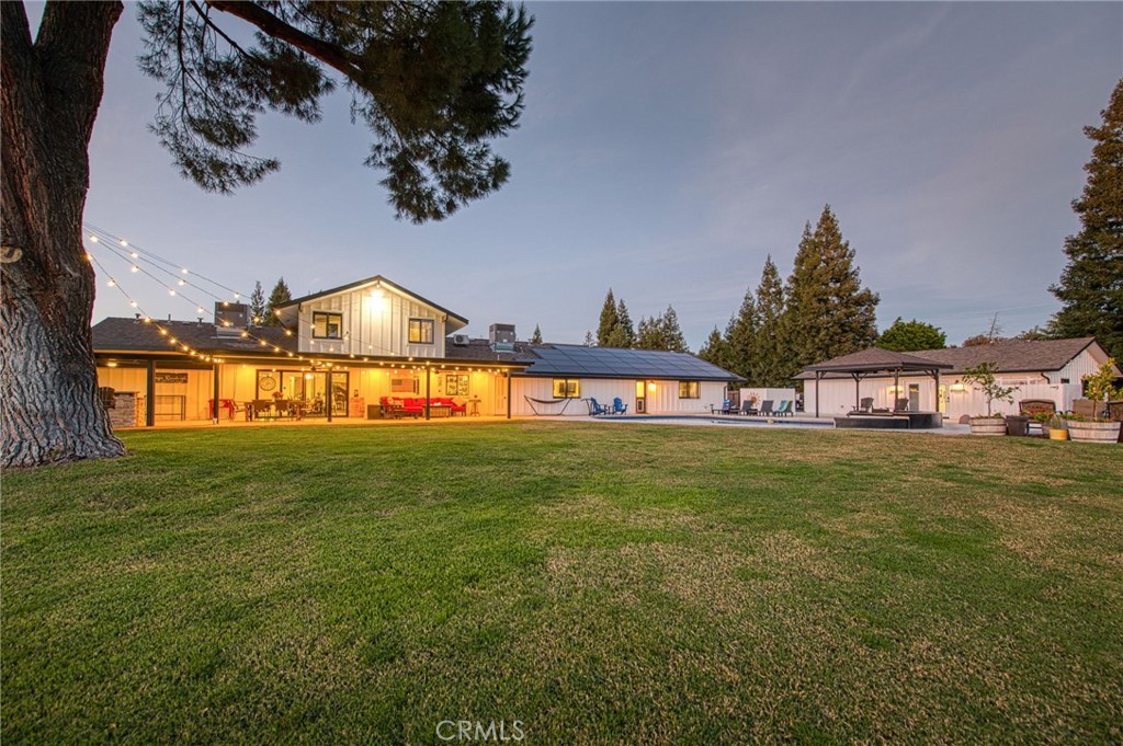 11735 E Santa Ana, Clovis, CA 93619