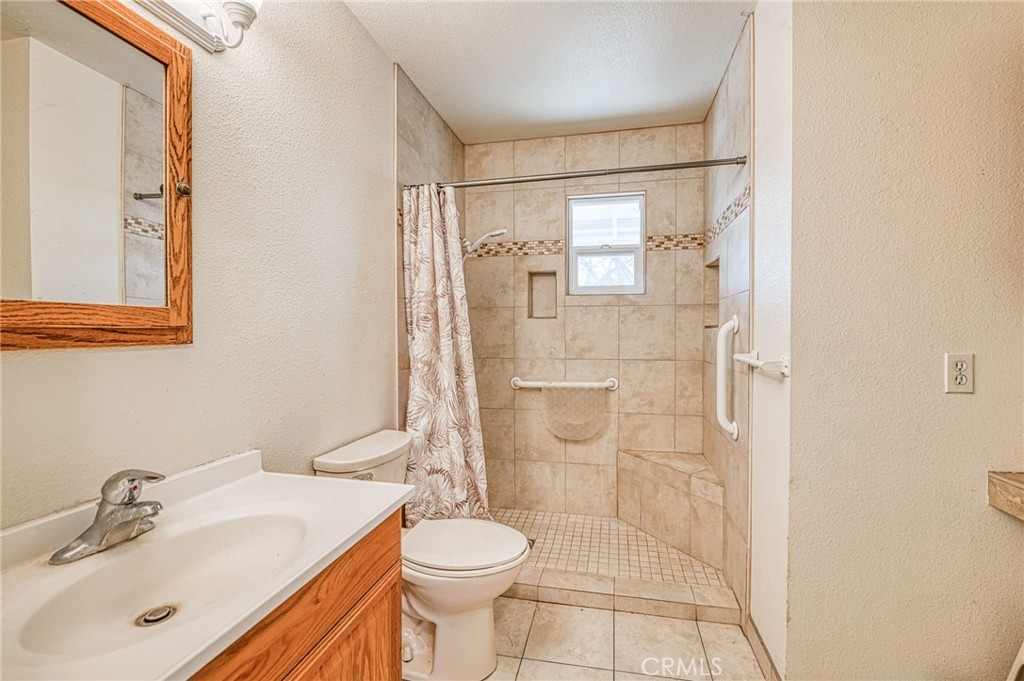 9728 S Zumwalt, Reedley, CA 93654