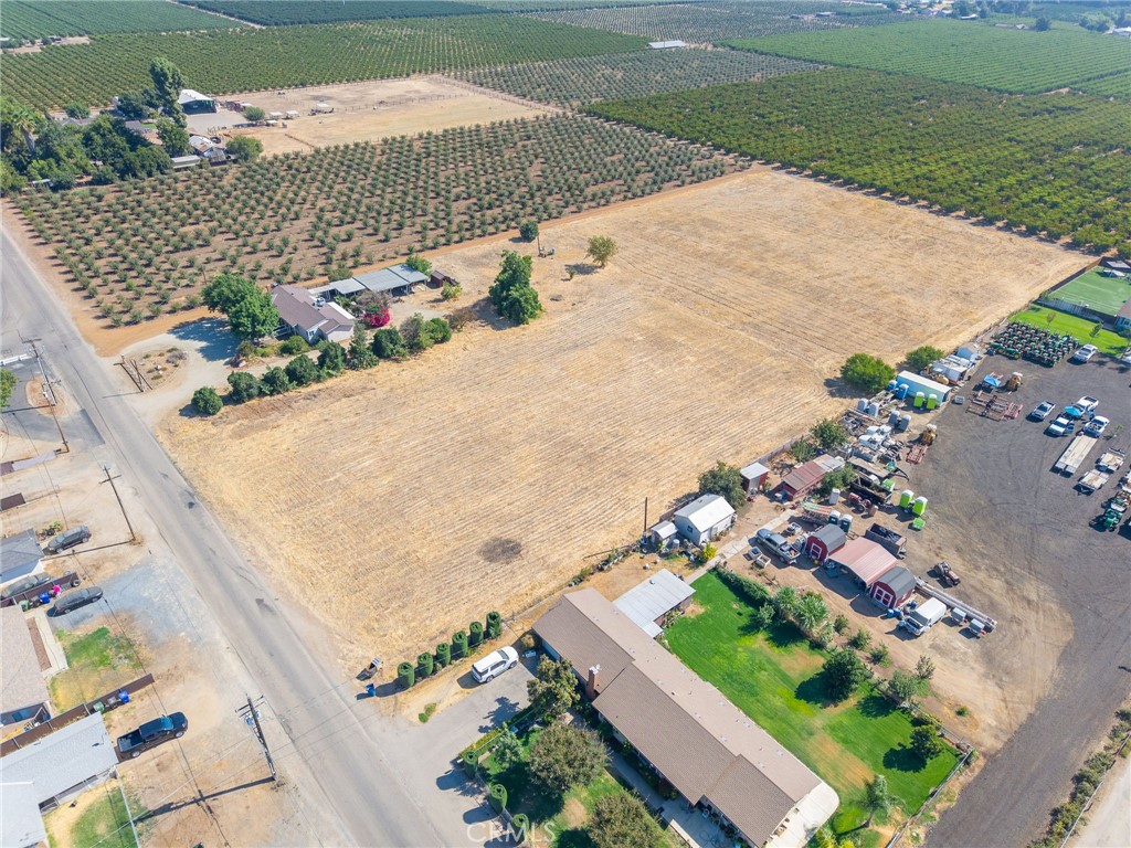 9728 S Zumwalt, Reedley, CA 93654