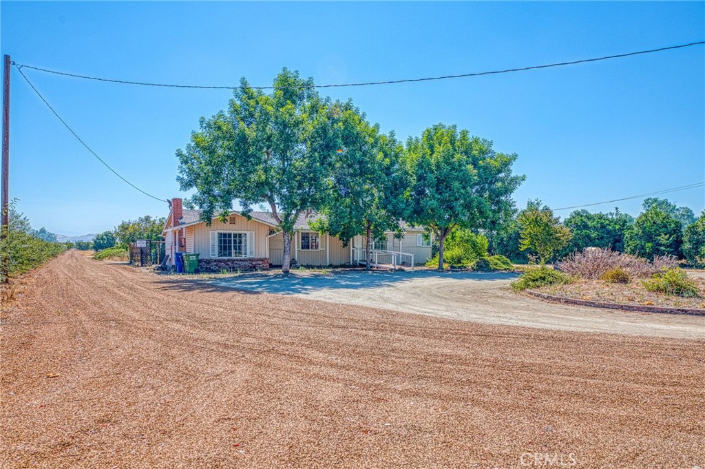 9728 S Zumwalt, Reedley, CA 93654