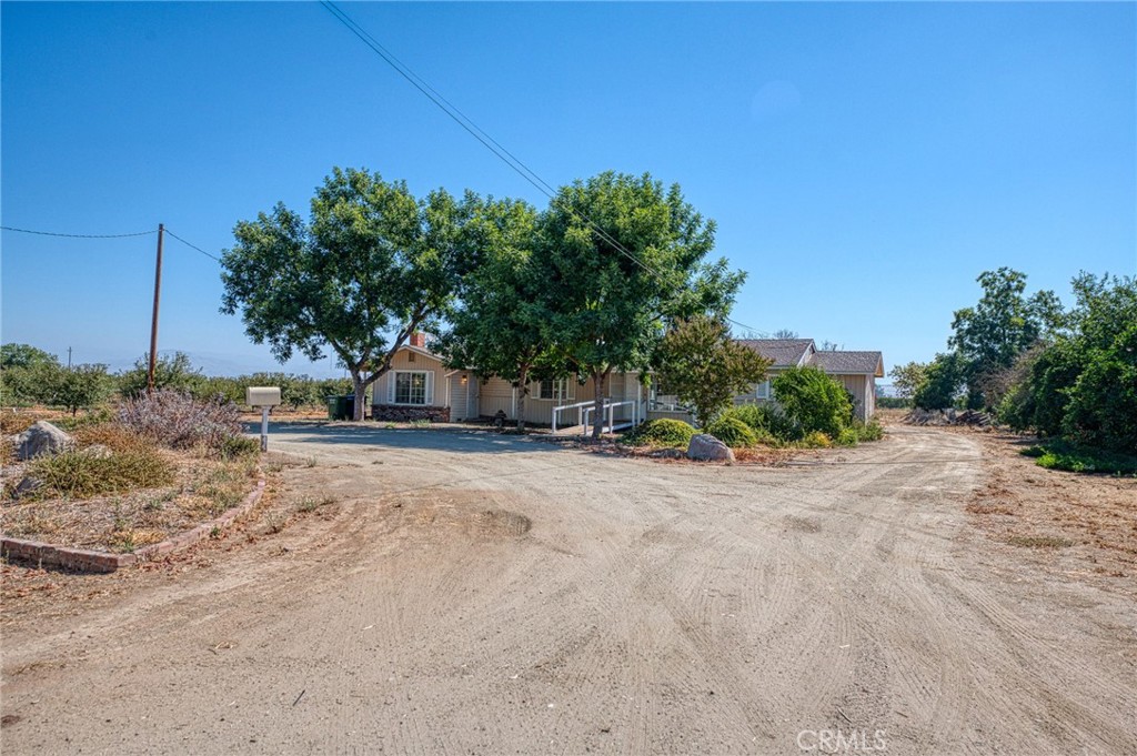 9728 S Zumwalt, Reedley, CA 93654