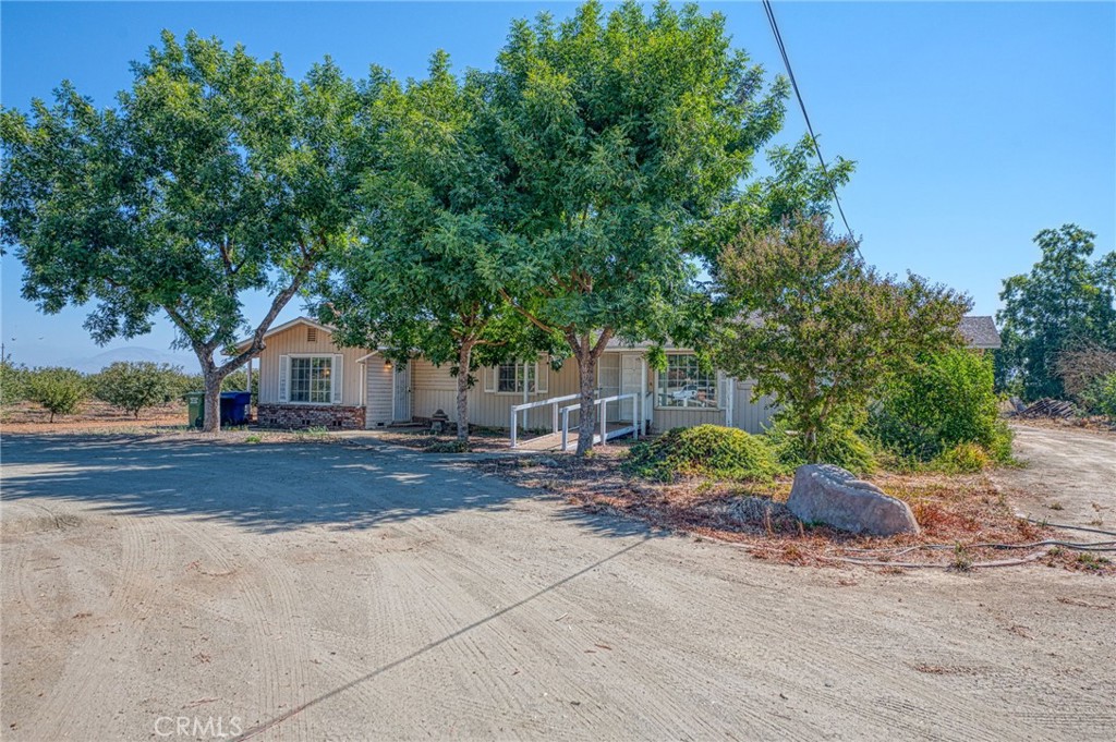 9728 S Zumwalt, Reedley, CA 93654