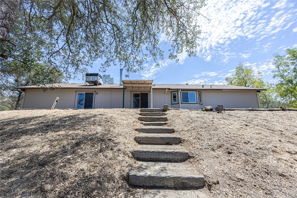 33856 N Rivercrest, Coarsegold, CA 93614