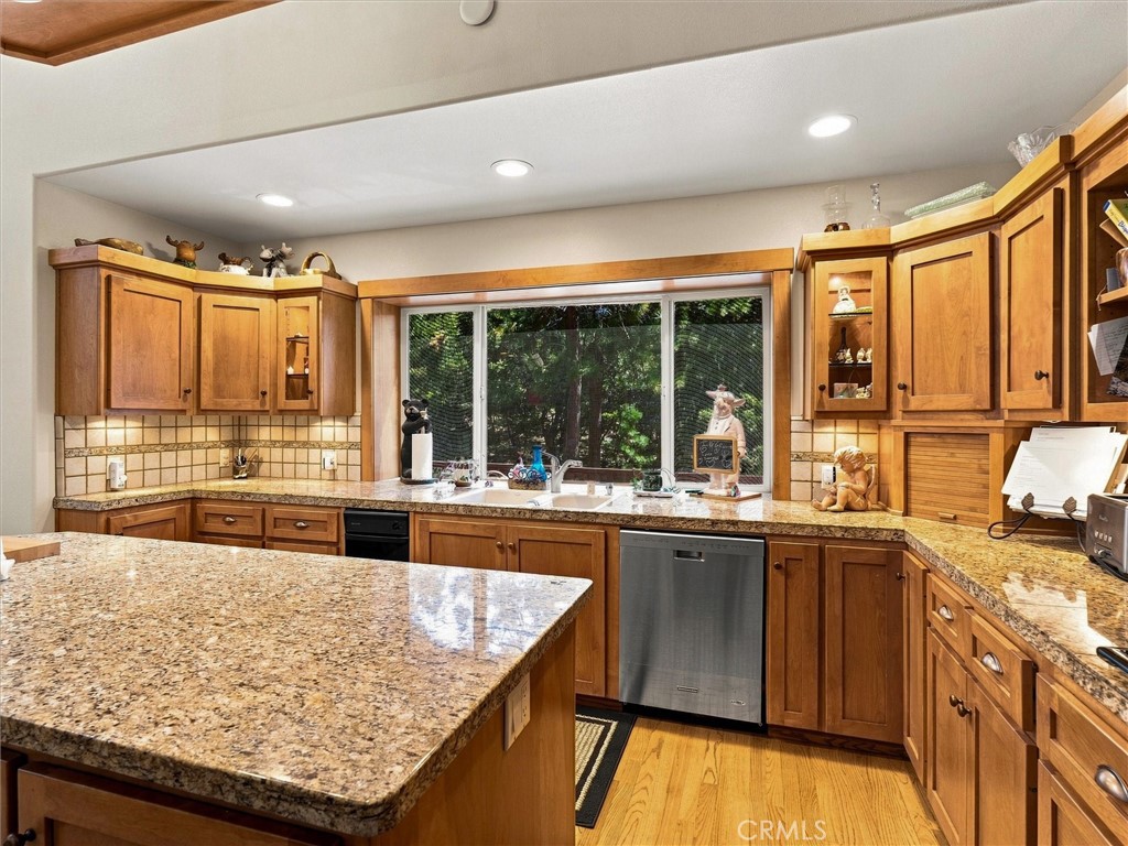 39771 S Cedar Vista Circle S, Bass Lake, CA 93644