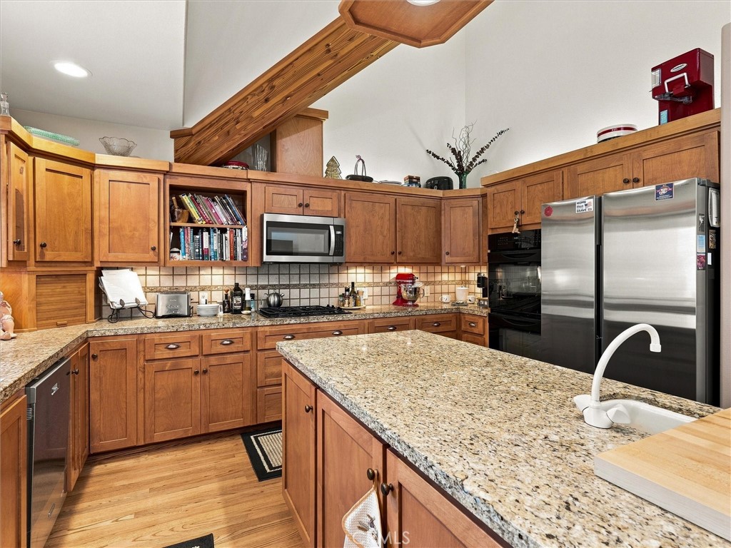 39771 S Cedar Vista Circle S, Bass Lake, CA 93644