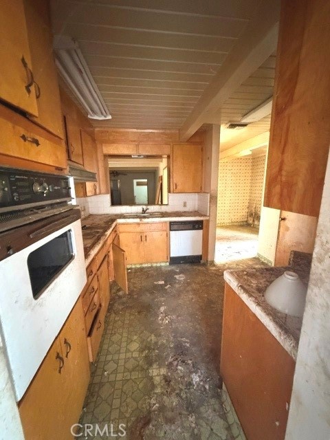 228 Yale, Coalinga, CA 93210