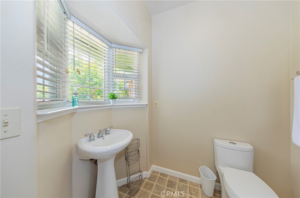 41282 Singing Hills, Ahwahnee, CA 93601
