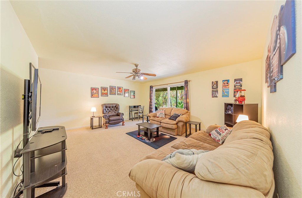 41282 Singing Hills, Ahwahnee, CA 93601