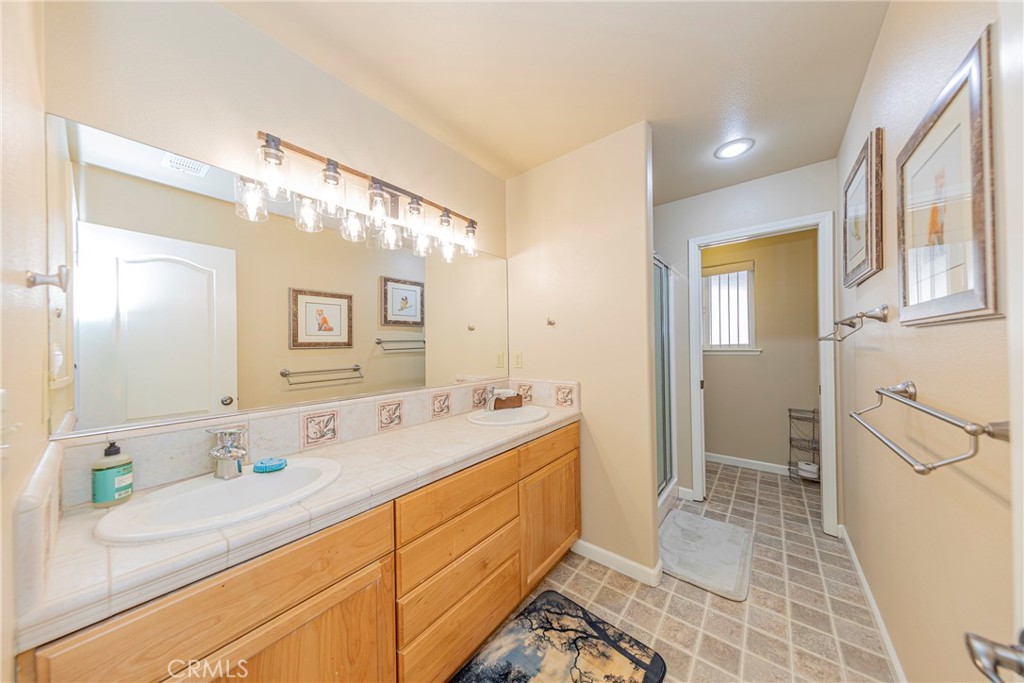41282 Singing Hills, Ahwahnee, CA 93601