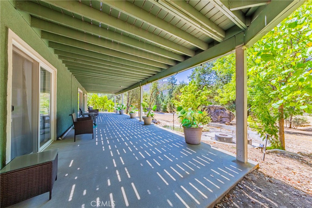41282 Singing Hills, Ahwahnee, CA 93601