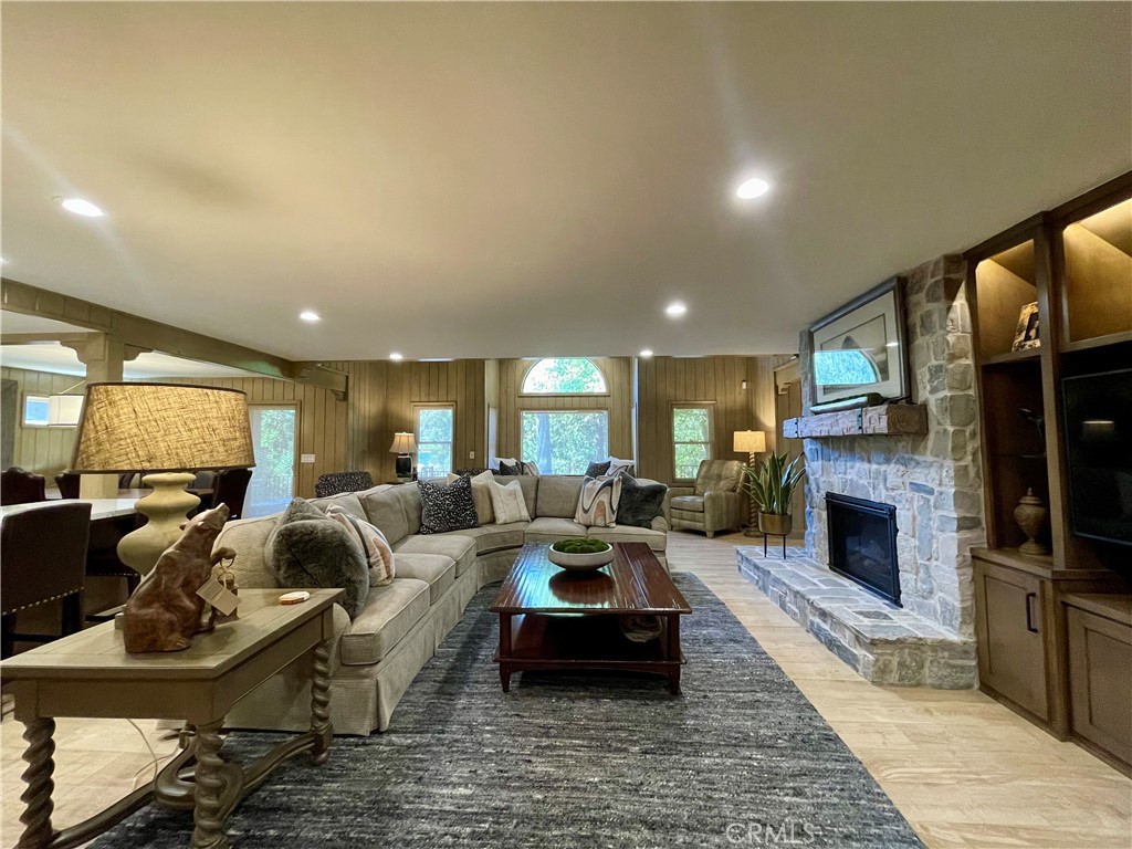 39181 Manzanita, Bass Lake, CA 93604