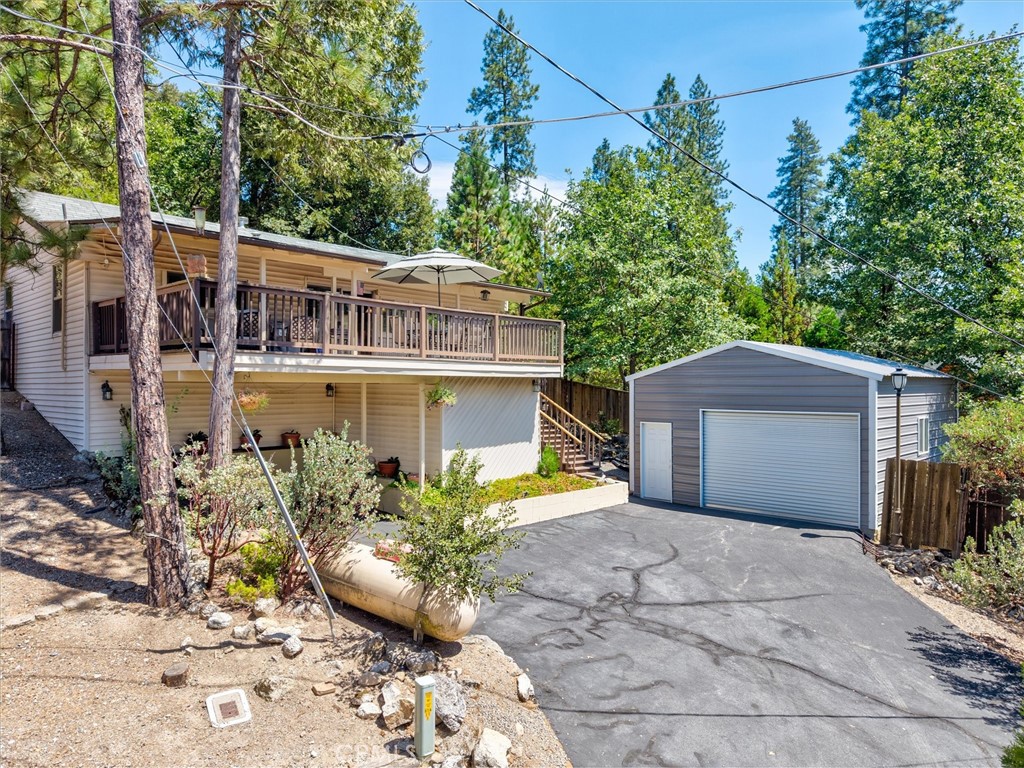 53746 Road Acorn, Bass Lake, CA 93604