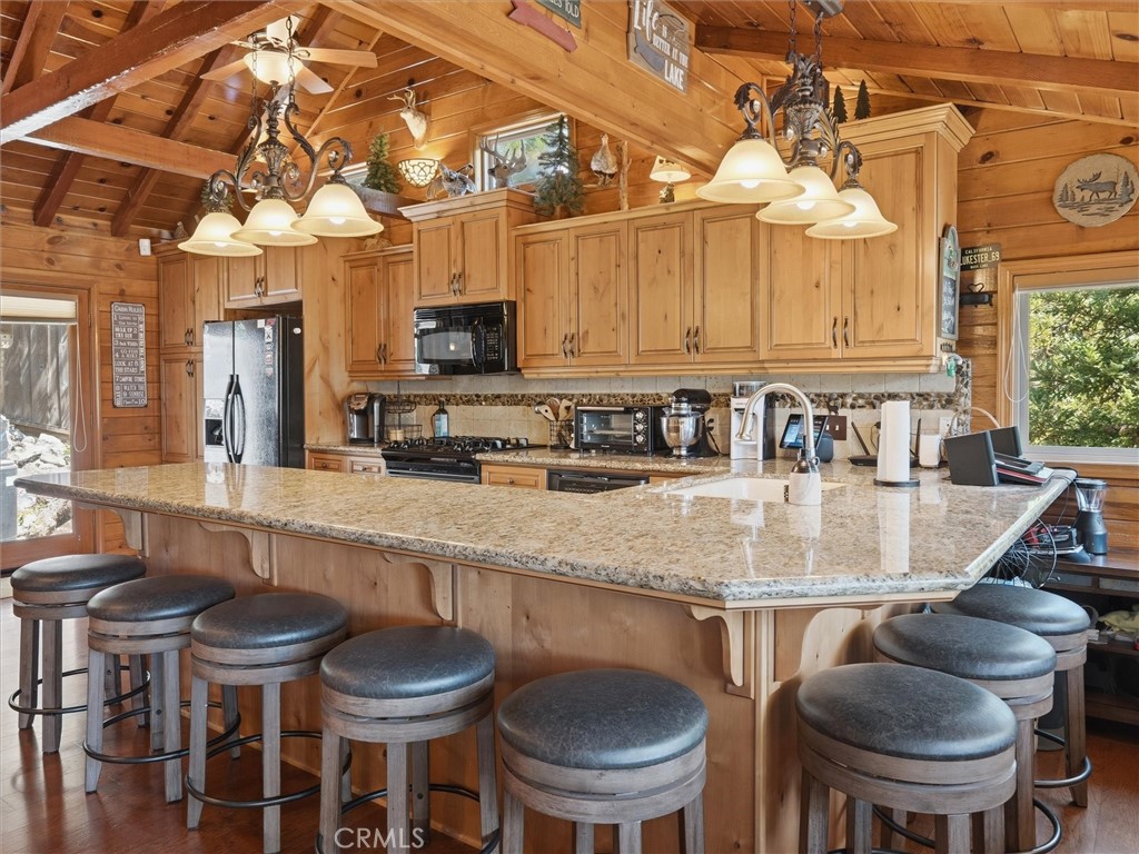 53746 Road Acorn, Bass Lake, CA 93604