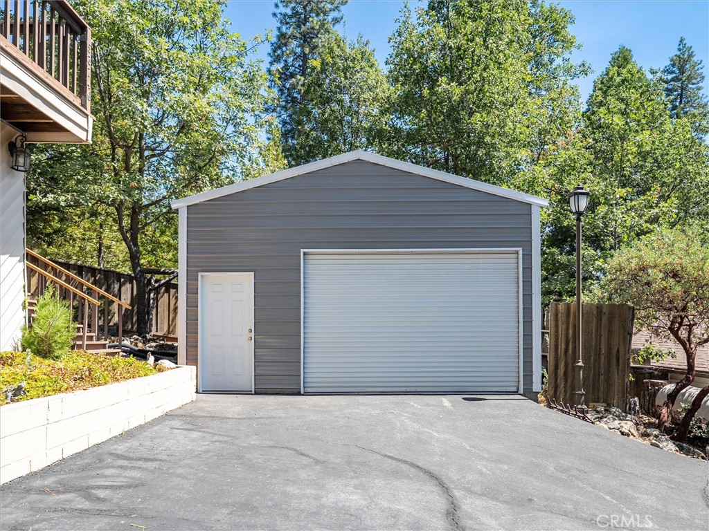 53746 Road Acorn, Bass Lake, CA 93604