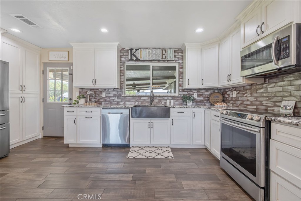 13399 Avenue 264, Visalia, CA 93292