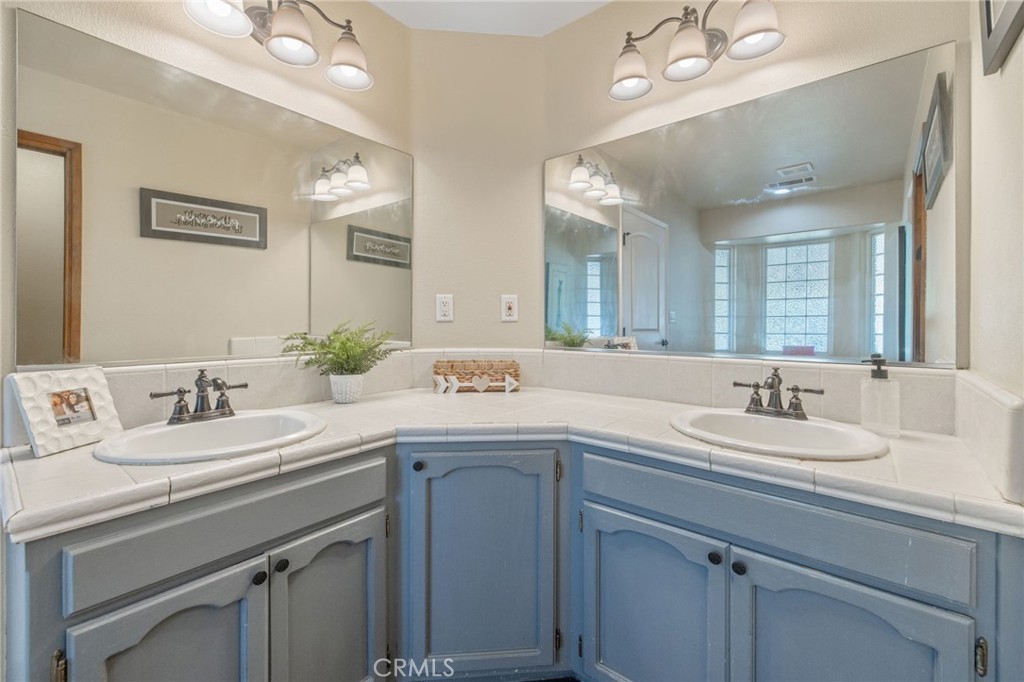 13399 Avenue 264, Visalia, CA 93292