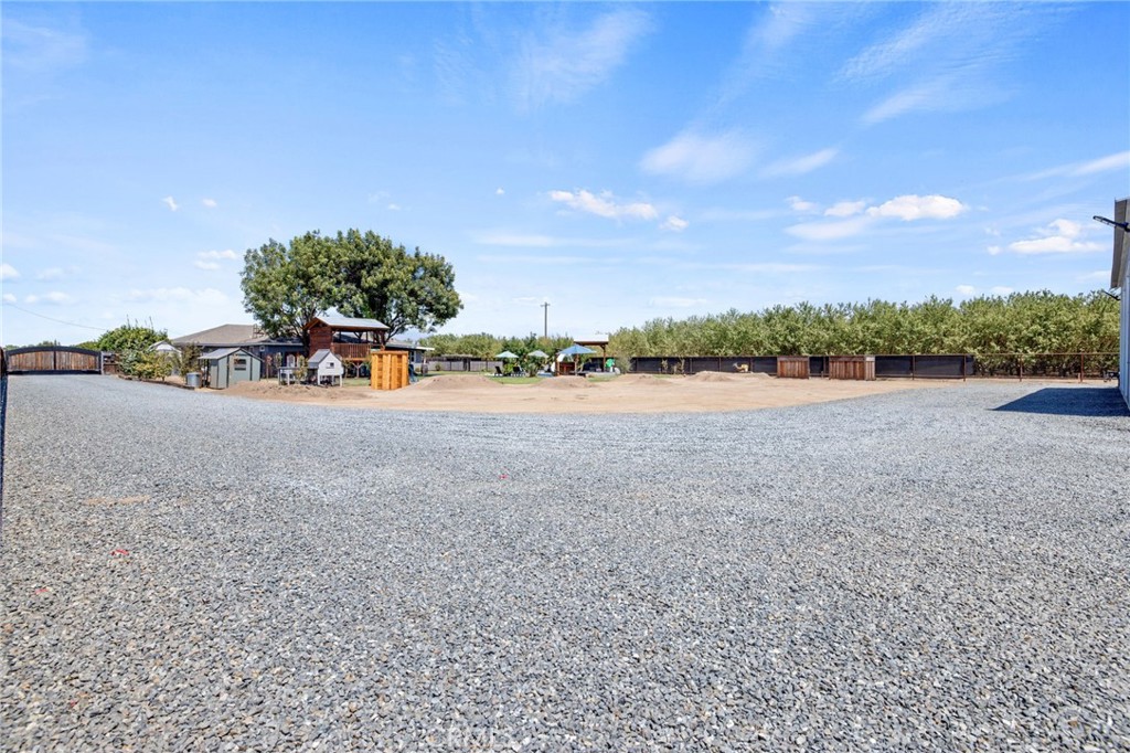 13399 Avenue 264, Visalia, CA 93292