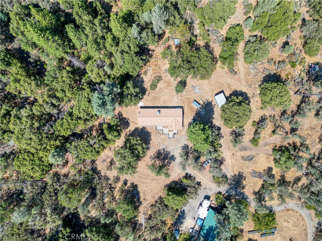 43696 Whispering Pines Dr, Oakhurst, CA 93644