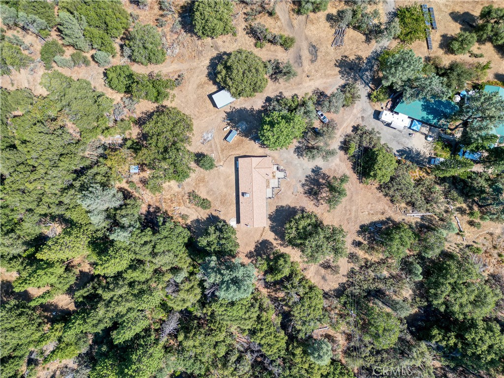 43696 Whispering Pines Dr, Oakhurst, CA 93644