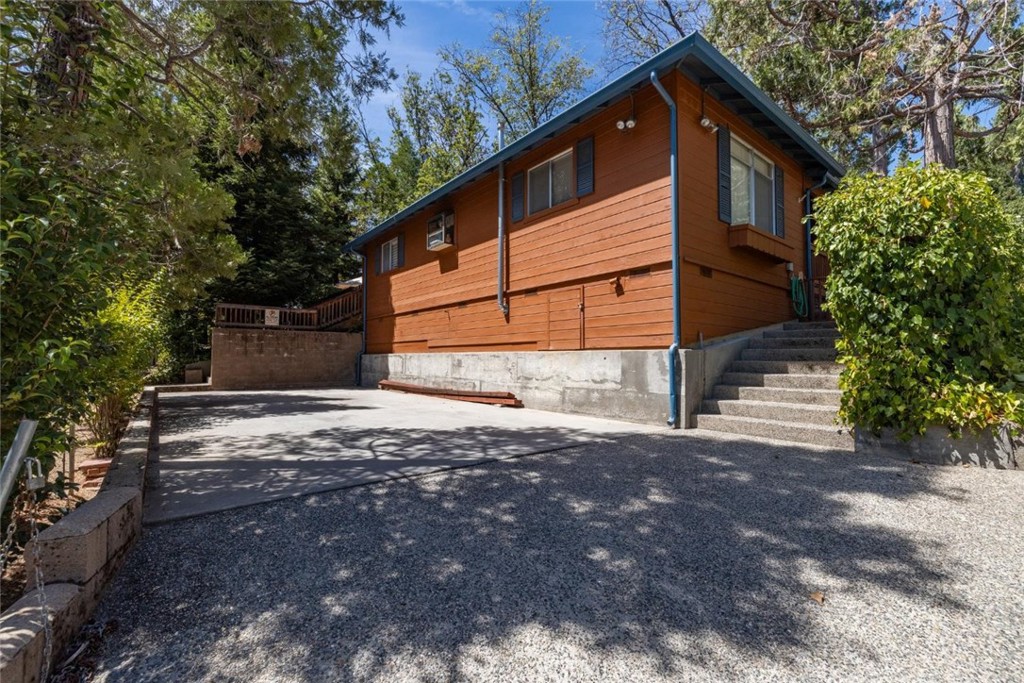 39268 Robin, Bass Lake, CA 93604