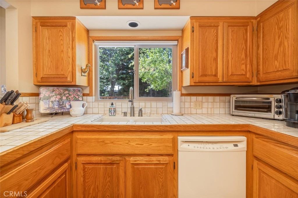 39268 Robin, Bass Lake, CA 93604