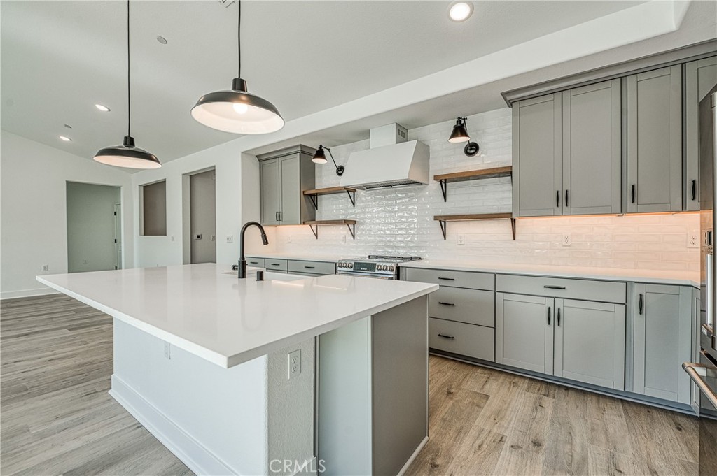 8165 Cottonwood Dr, Friant, CA 93626