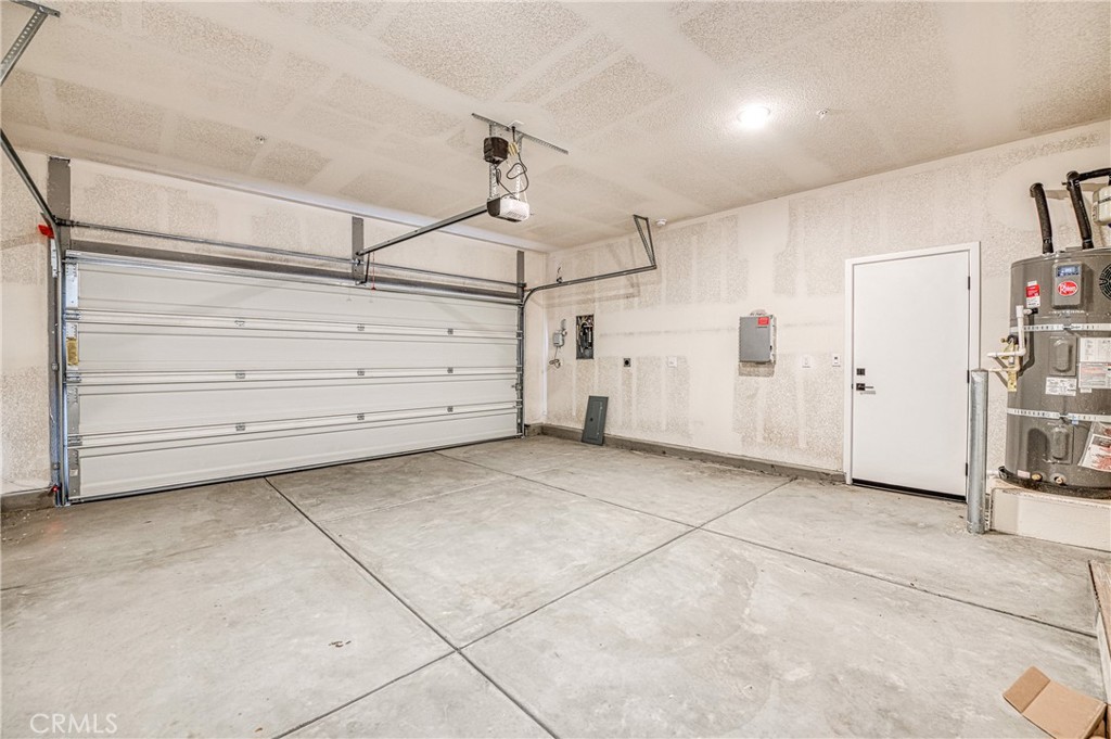8165 Cottonwood Dr, Friant, CA 93626