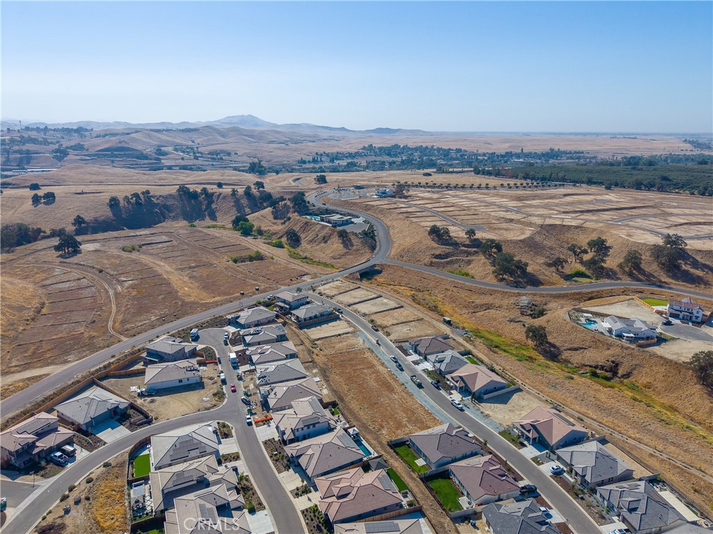 8165 Cottonwood Dr, Friant, CA 93626