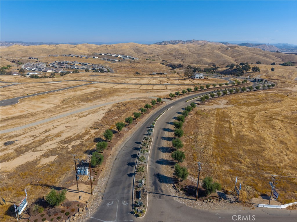 8165 Cottonwood Dr, Friant, CA 93626