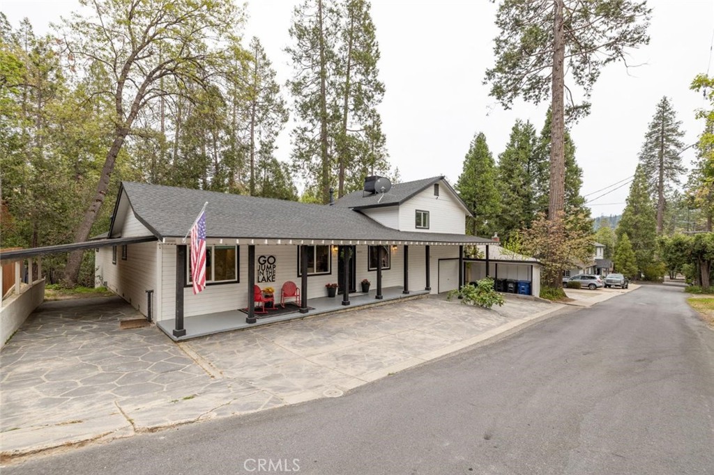39253 Robin, Bass Lake, CA 93604