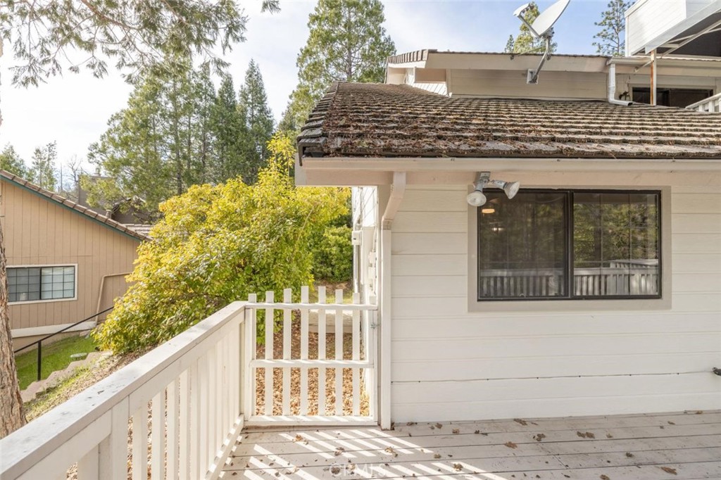 50850 Smoke Tree, Bass Lake, CA 93604