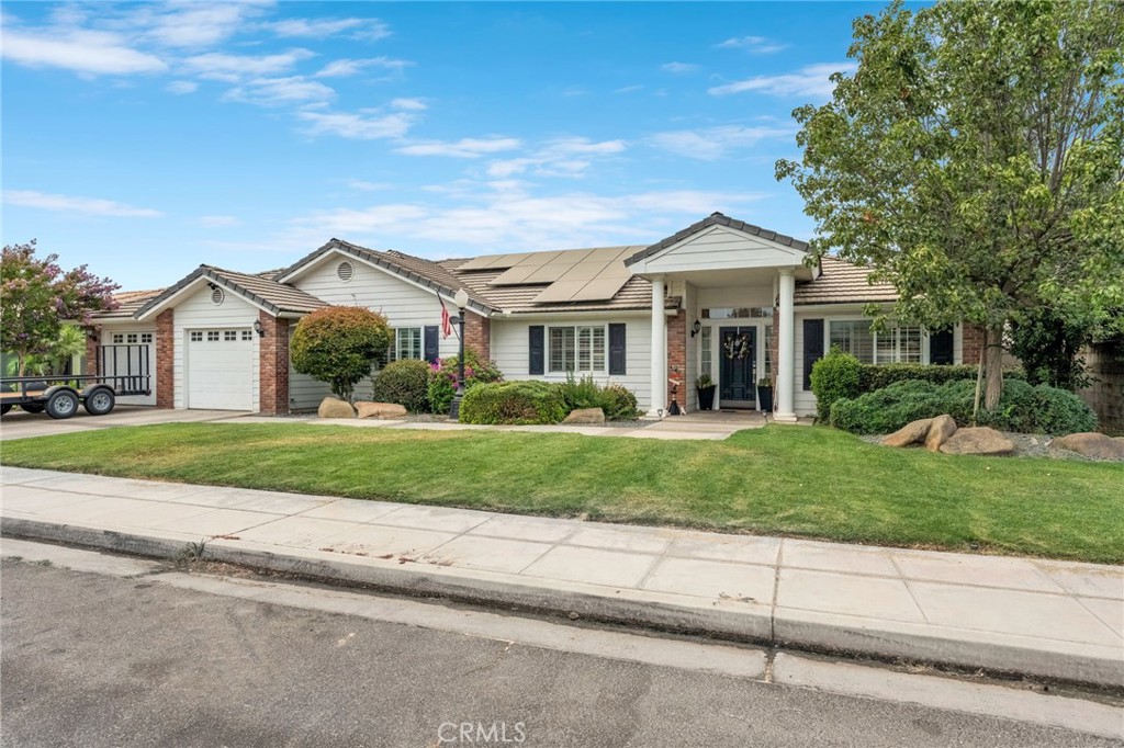 3605 Doubletree Way, Madera, CA 93637