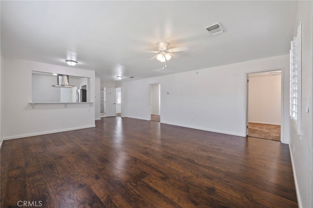 1229 N Redington, Hanford, CA 93230
