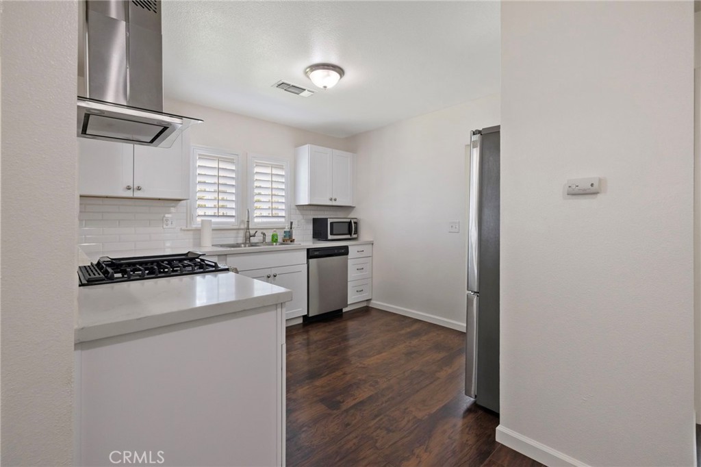 1229 N Redington, Hanford, CA 93230
