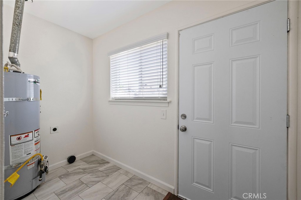 1229 N Redington, Hanford, CA 93230