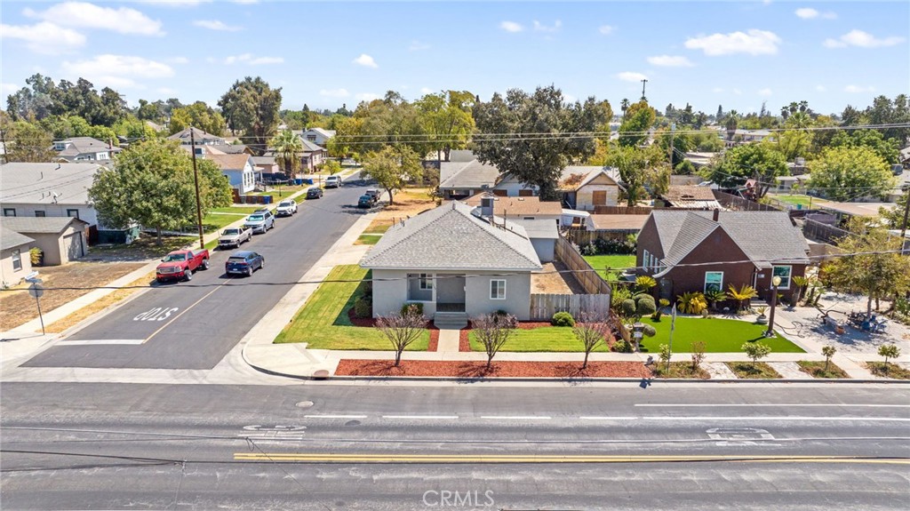 1229 N Redington, Hanford, CA 93230