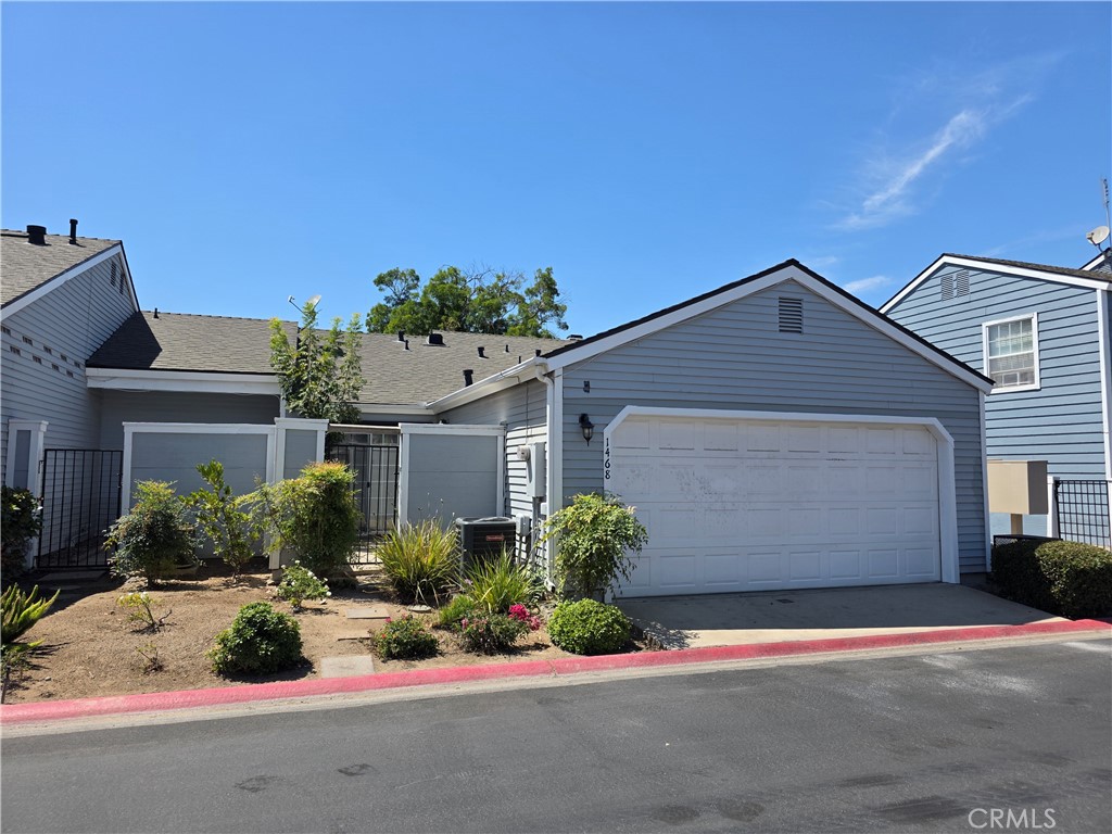 1468 Mayflower Way, Clovis, CA 93612