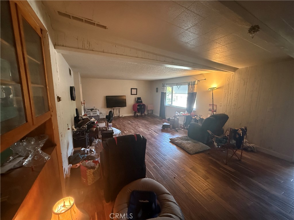 157 W Dovewood, Fresno, CA 93704