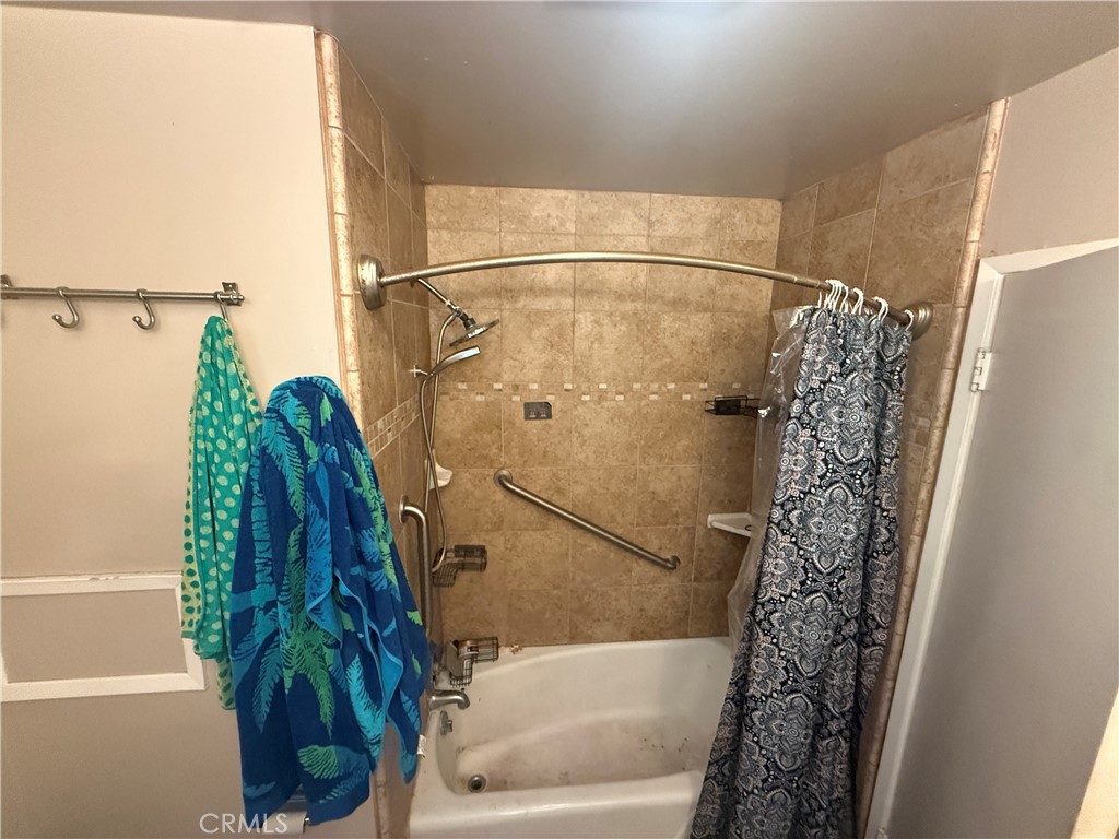 157 W Dovewood, Fresno, CA 93704