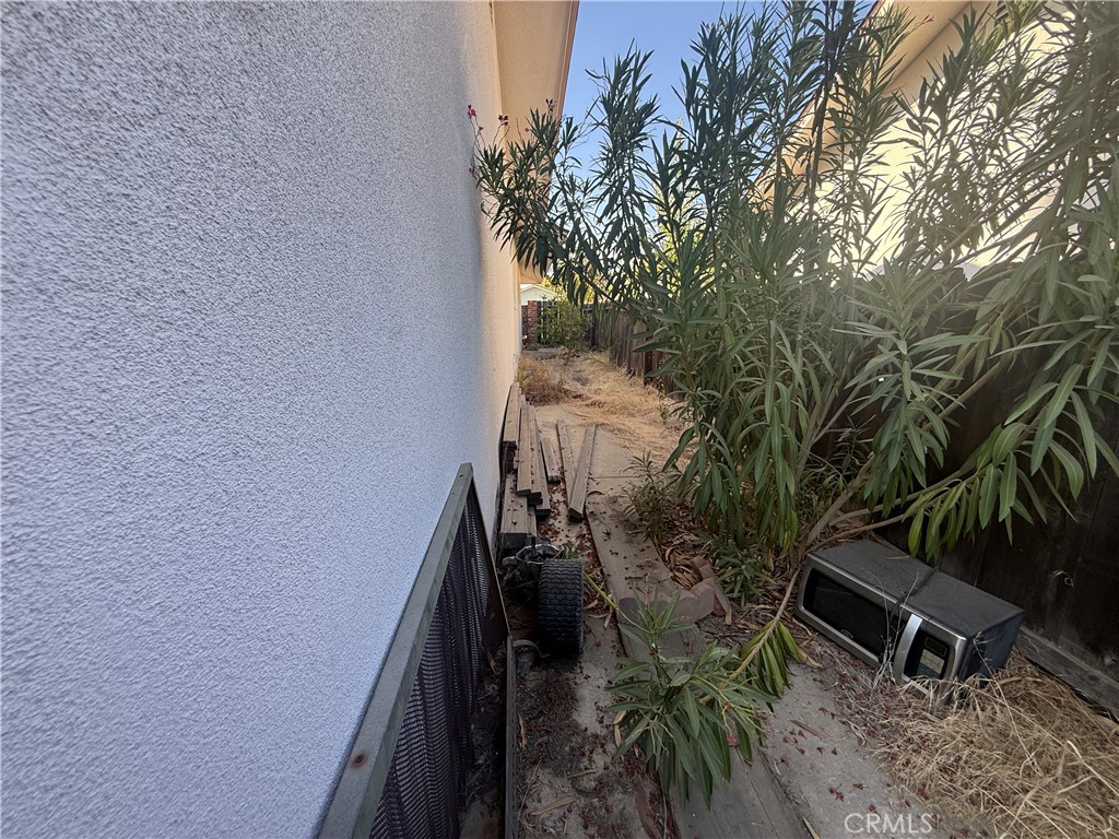 157 W Dovewood, Fresno, CA 93704